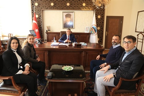 Türkiye Beyazay Derneği'nden Vali Aykut Pekmez’e ziyaret