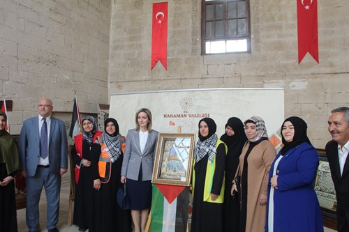 Kızılay Karaman Şubesi Öncülüğünde Kermes Faaliyeti