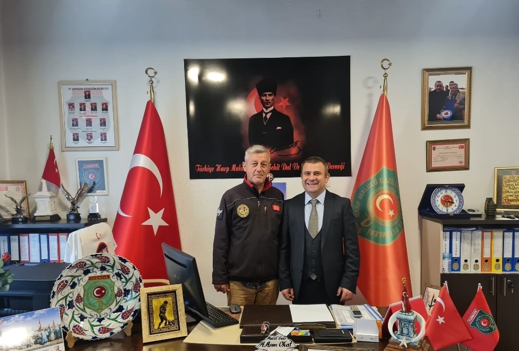 İl Müdürümüzden Türkiye Harp Malulü Gaziler, Şehit Dul ve Yetimleri Derneği Kütahya Şubesi ziyareti.