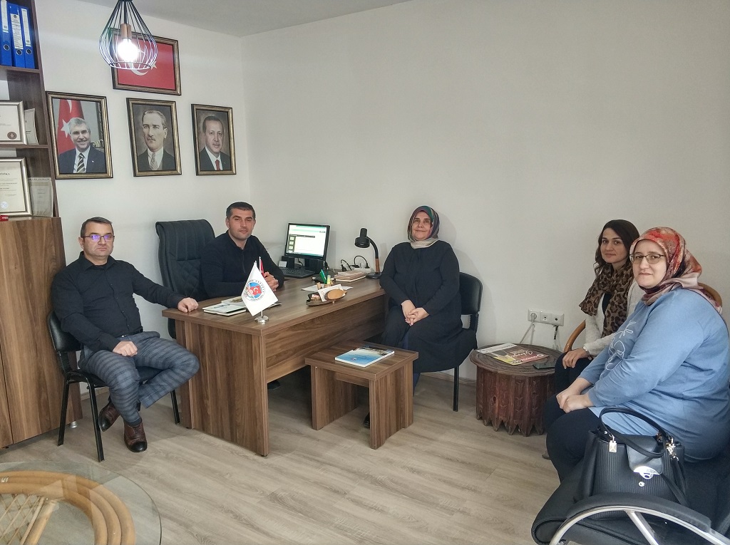 MÜDÜRLÜĞÜMÜZCE SAPANCA MUHTARLAR DAYANIŞMA DERNEĞİ'NE ZİYARETTE BULUNULDU